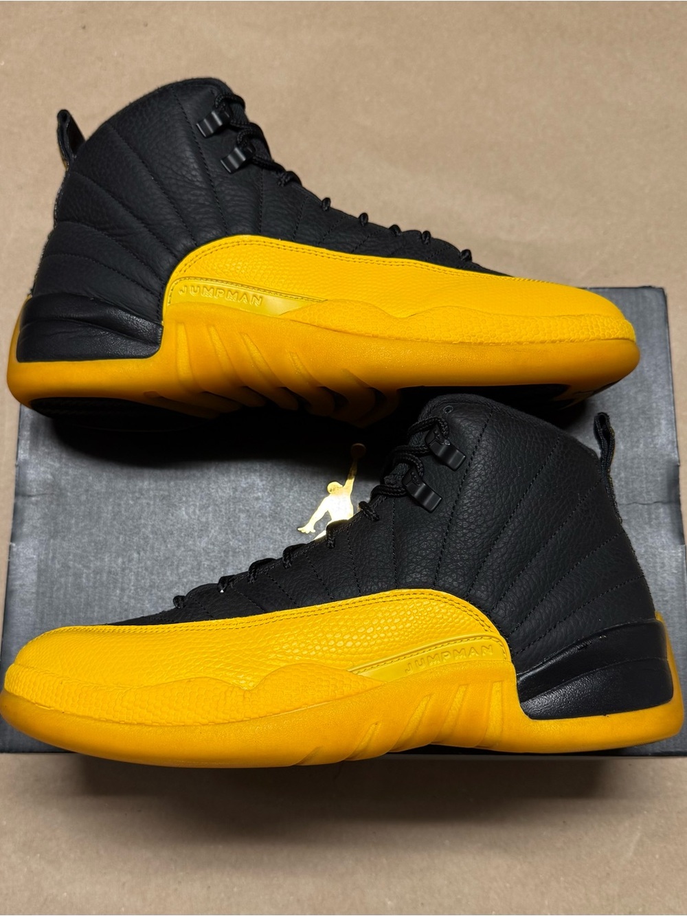 Nike Air Jordan 12 Retro University Gold Mens size 9 Basketball Shoes Rare!